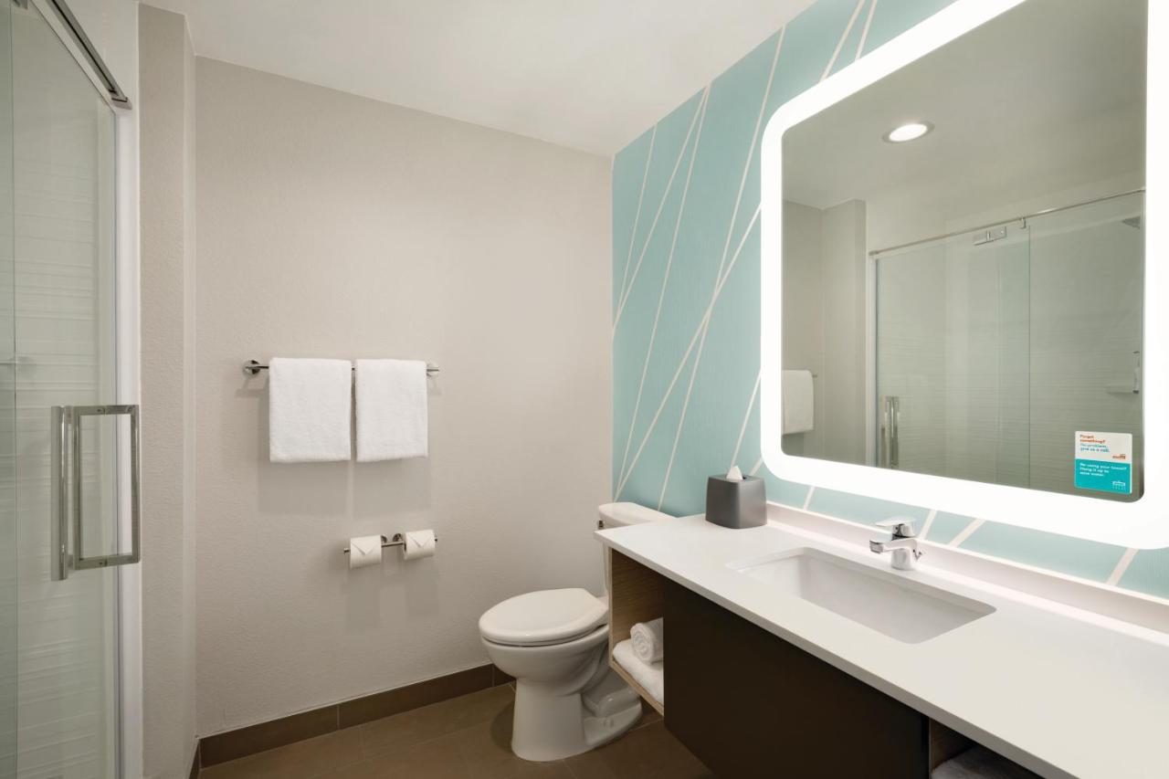 Avid Hotel Ocala Downtown By Ihg Exterior photo