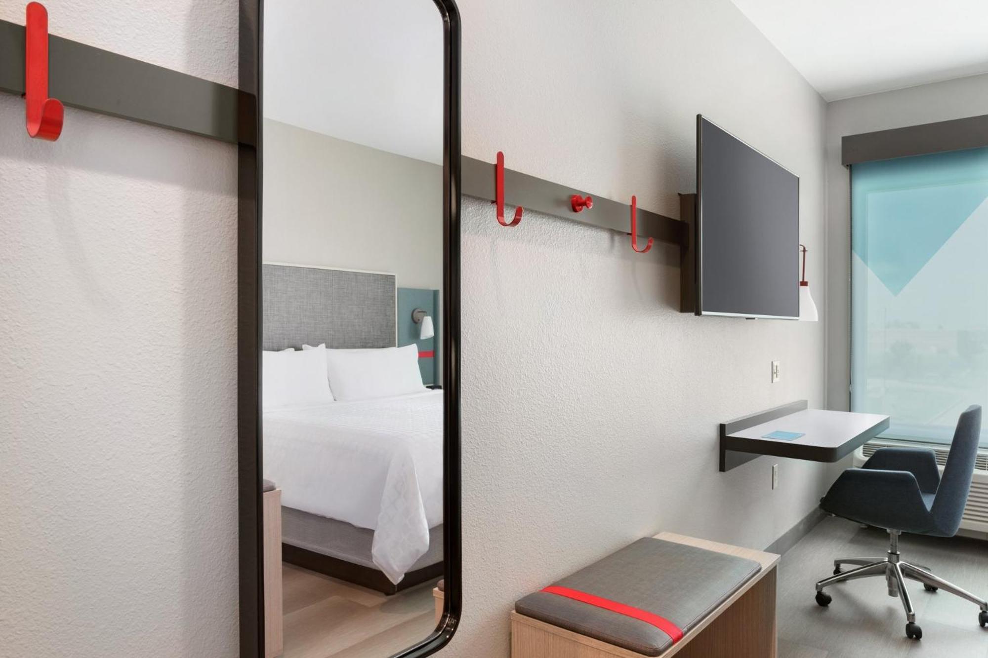 Avid Hotel Ocala Downtown By Ihg Exterior photo